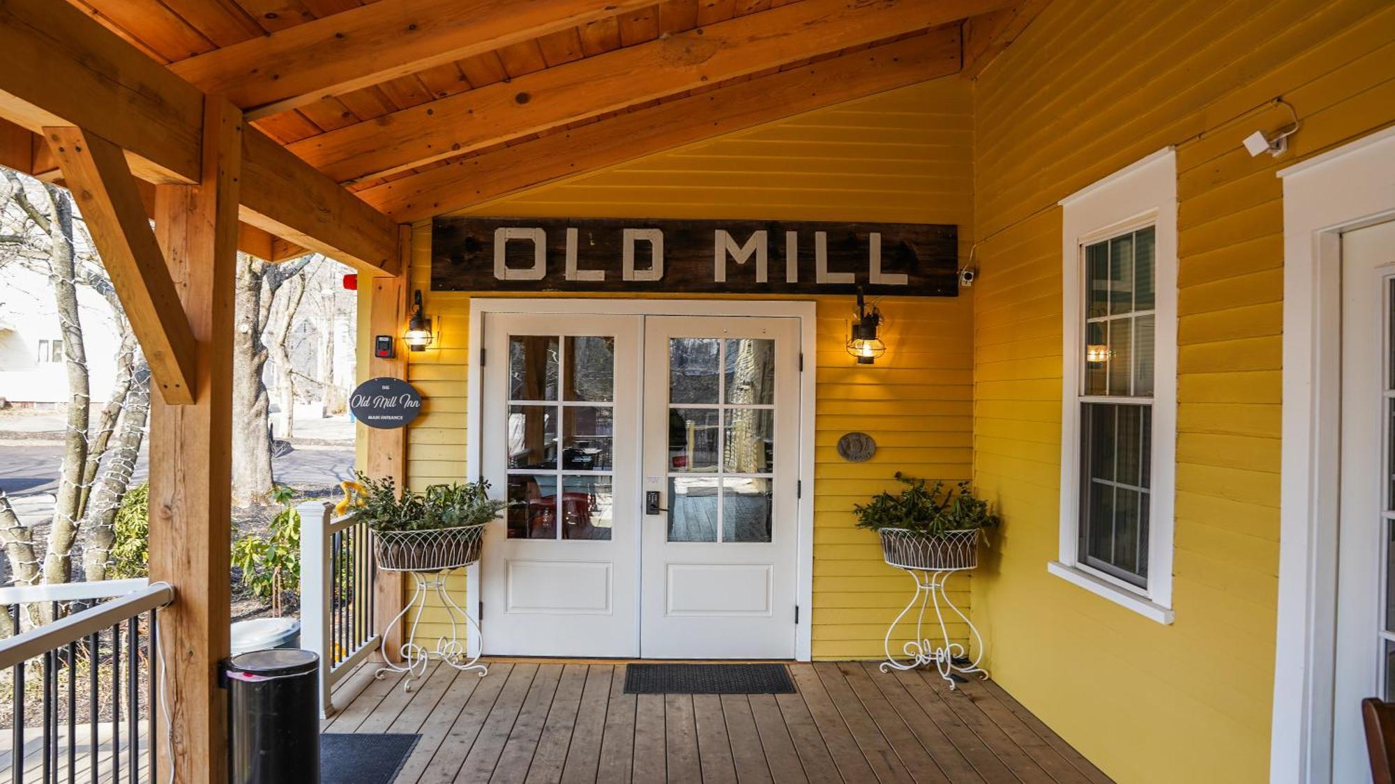 Old Mill Inn Hatfield ภายนอก รูปภาพ